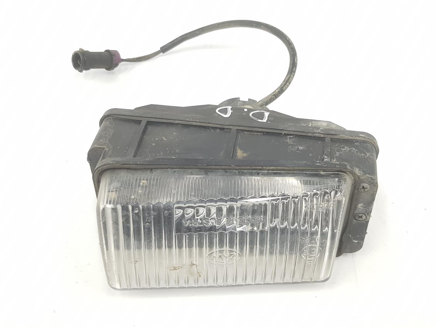 AUDI 200 C3 (1983-1988) Противотуманка бампера передняя правая 443941700F, 443941700F 24154162