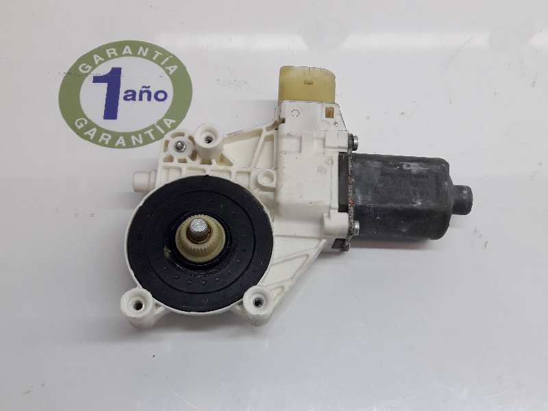 BMW 3 Series E90/E91/E92/E93 (2004-2013) Front Right Door Window Control Motor 67626927028,67626927028 19642643