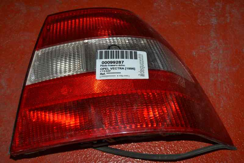 OPEL Vectra B (1995-1999) Rear Right Taillight Lamp 90568049,4PUERTAS,37365383 19871439