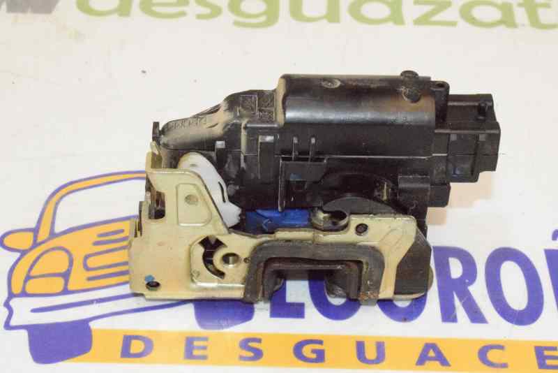 DACIA Duster 1 generation (2010-2017) Right Side Sliding Door Lock 825087319R, 825087319R 19552802