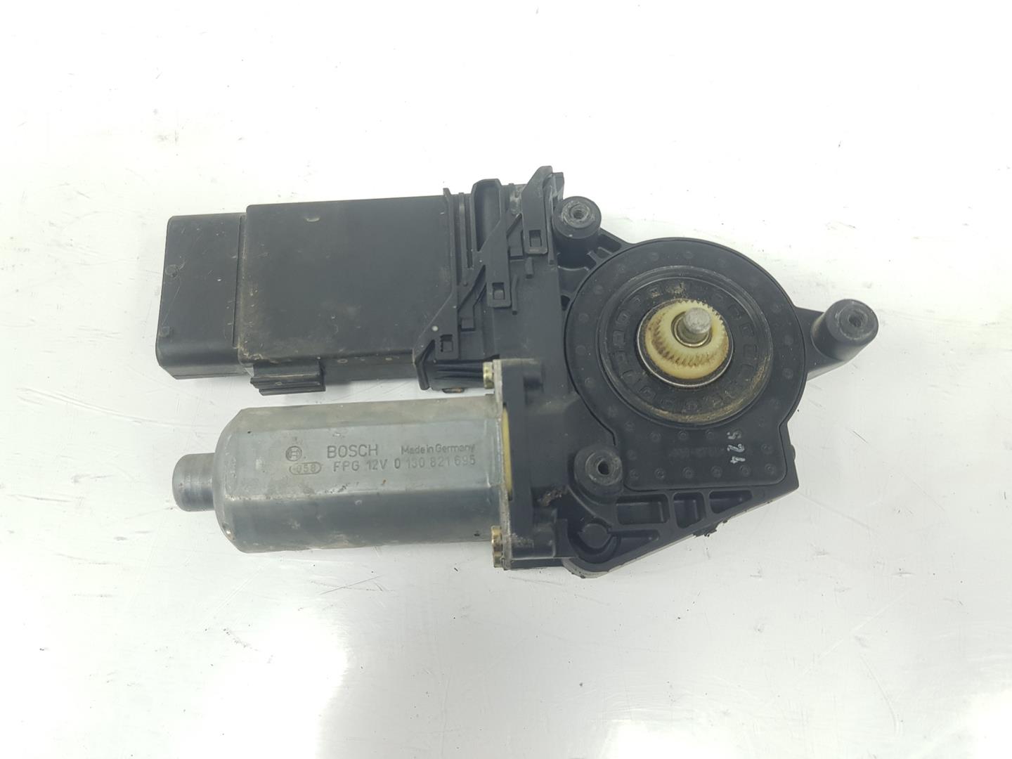 VOLKSWAGEN Passat B5 (1996-2005) Front Left Door Window Regulator Motor 1C1959801, 1C1959801 19825937