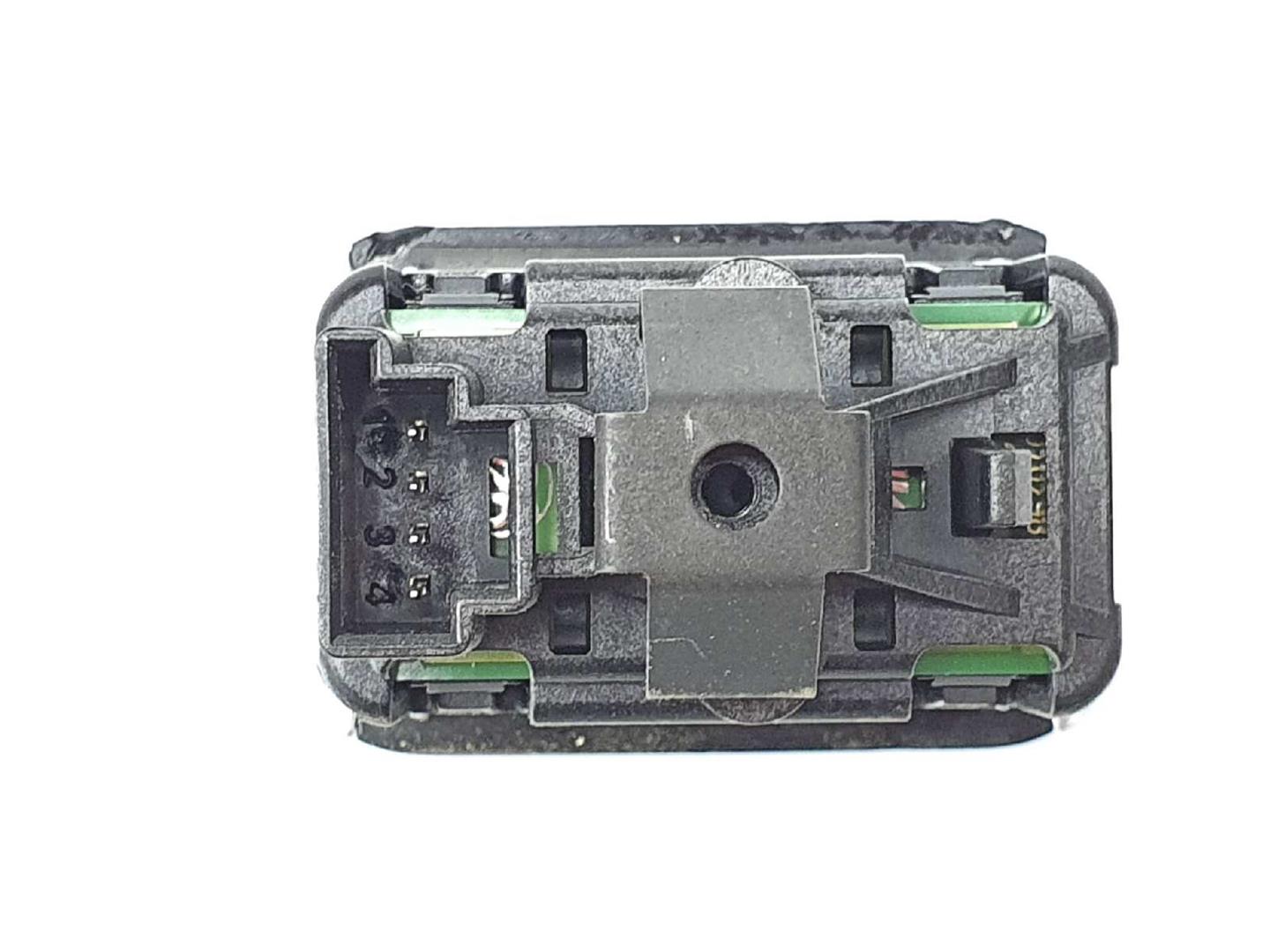 MERCEDES-BENZ B-Class W246 (2011-2020) Rear Right Door Window Control Switch A2049058102, 2049058102 19726203