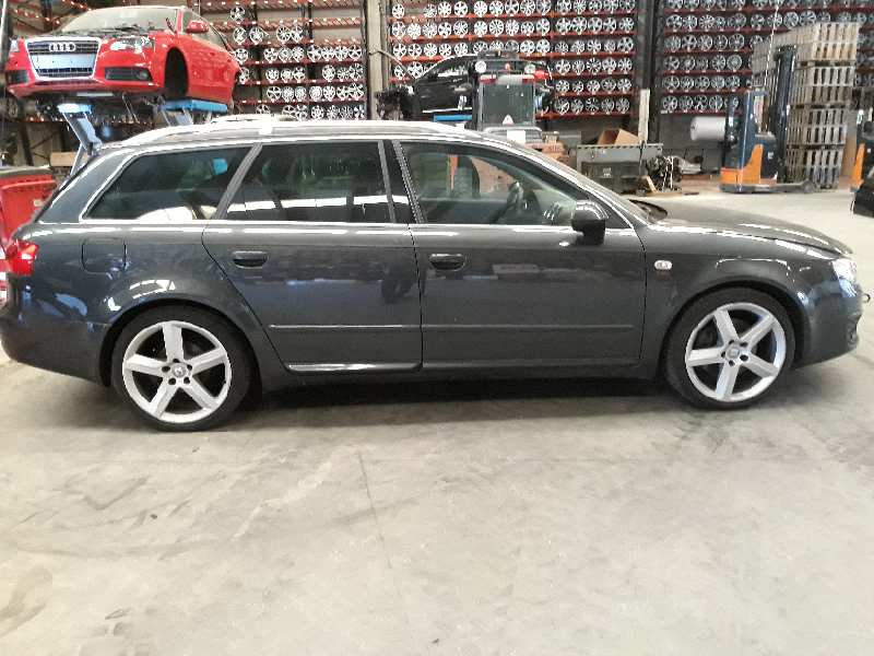 SEAT Exeo 1 generation (2009-2012) Välijäähdyttimen jäähdytin 8E0145805AA,3229440 19606316