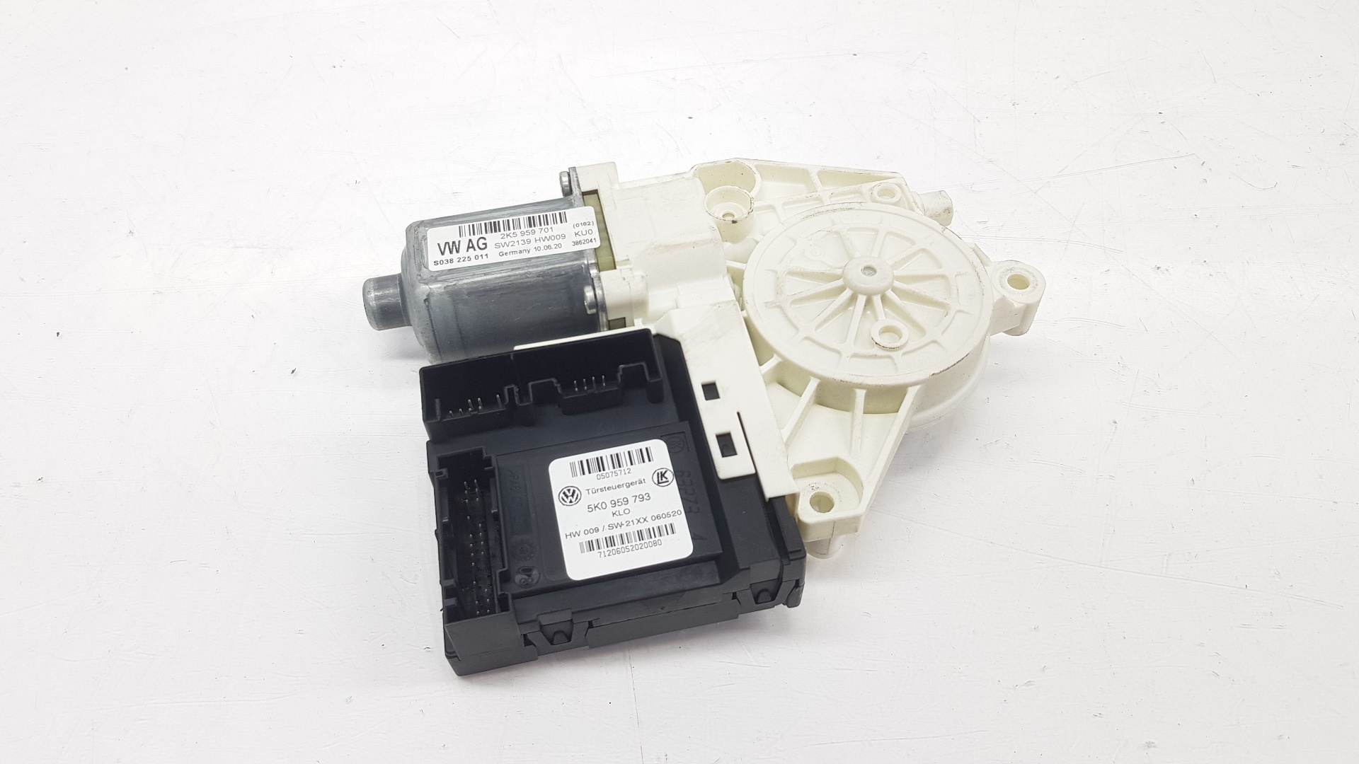 VOLKSWAGEN Caddy 4 generation (2015-2020) Front venstre dør vindusregulator motor 2K5959701, 2K5959701 20691123