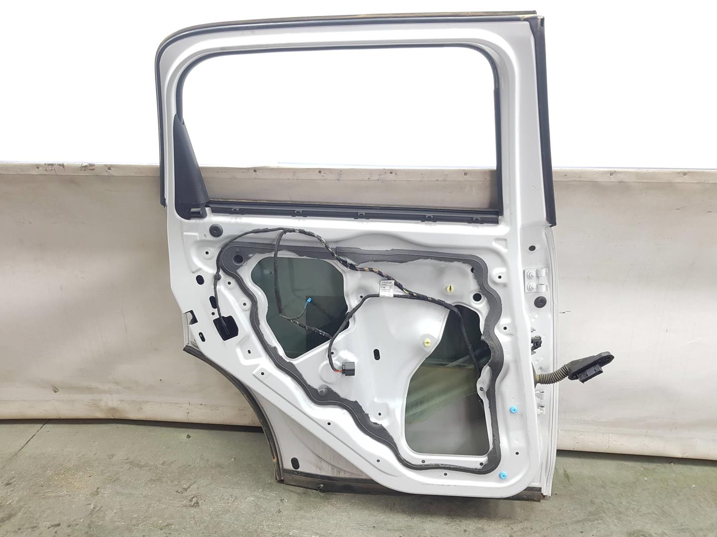 MINI Cooper R56 (2006-2015) Rear Left Door 41009805929, 41009805929, COLORBLANCOB15 19780529