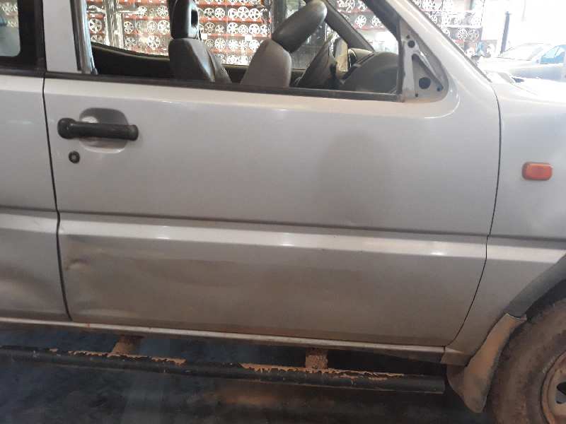 FORD Terrano 2 generation (1993-2006) Передняя правая дверь 801000F030, 801000F030, COLORGRIS 19810083