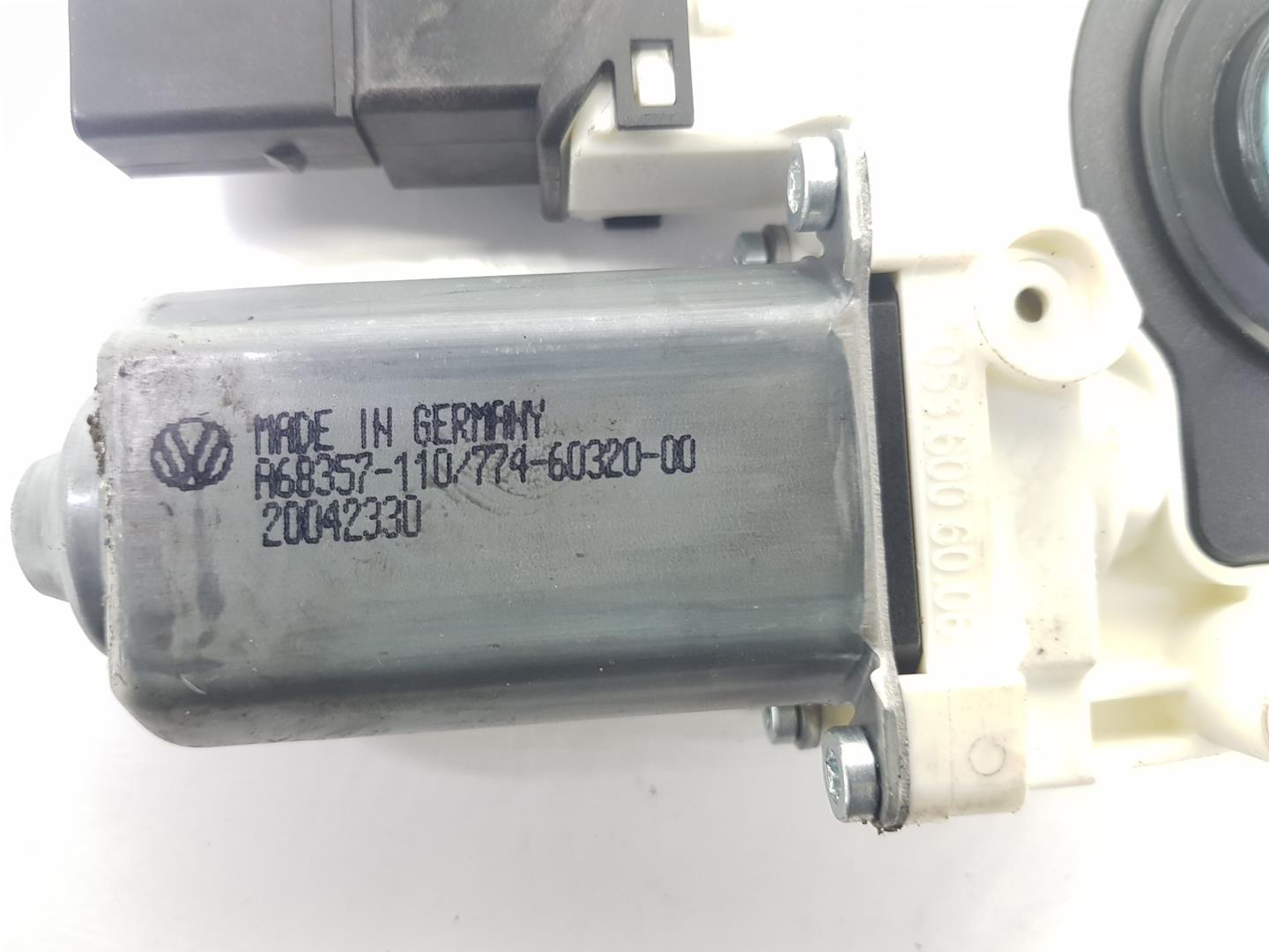 VOLKSWAGEN Tiguan 1 generation (2007-2017) Rear Right Door Window Control Motor 5N0959704F, 5N0959704F 19813033