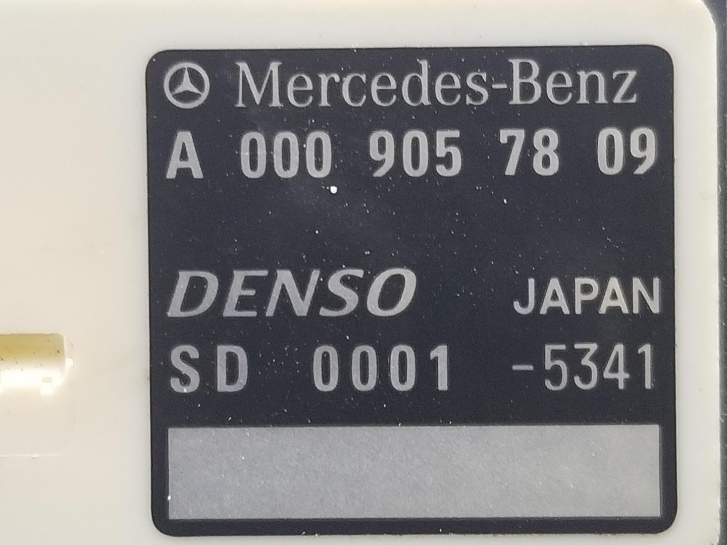 MERCEDES-BENZ GLC Coupe C253 (2016-2019) Kondicionieriaus išsiplėtimo vožtuvas A0009057809, A0009057809 24125381