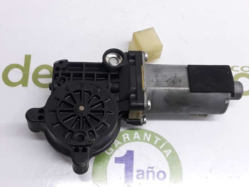 VOLVO S60 1 generation (2000-2009) Moteur de lève-vitre de porte avant gauche 0130821760, 0130821760 19618958