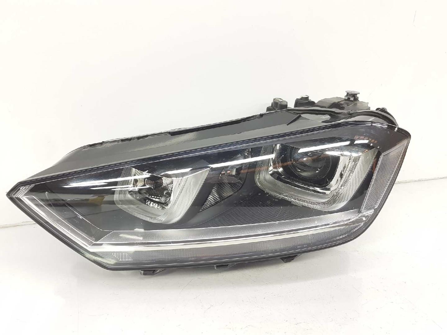 VOLKSWAGEN Variant VII TDI (2014-2024) Front Left Headlight 517941033B,XENON 19734756