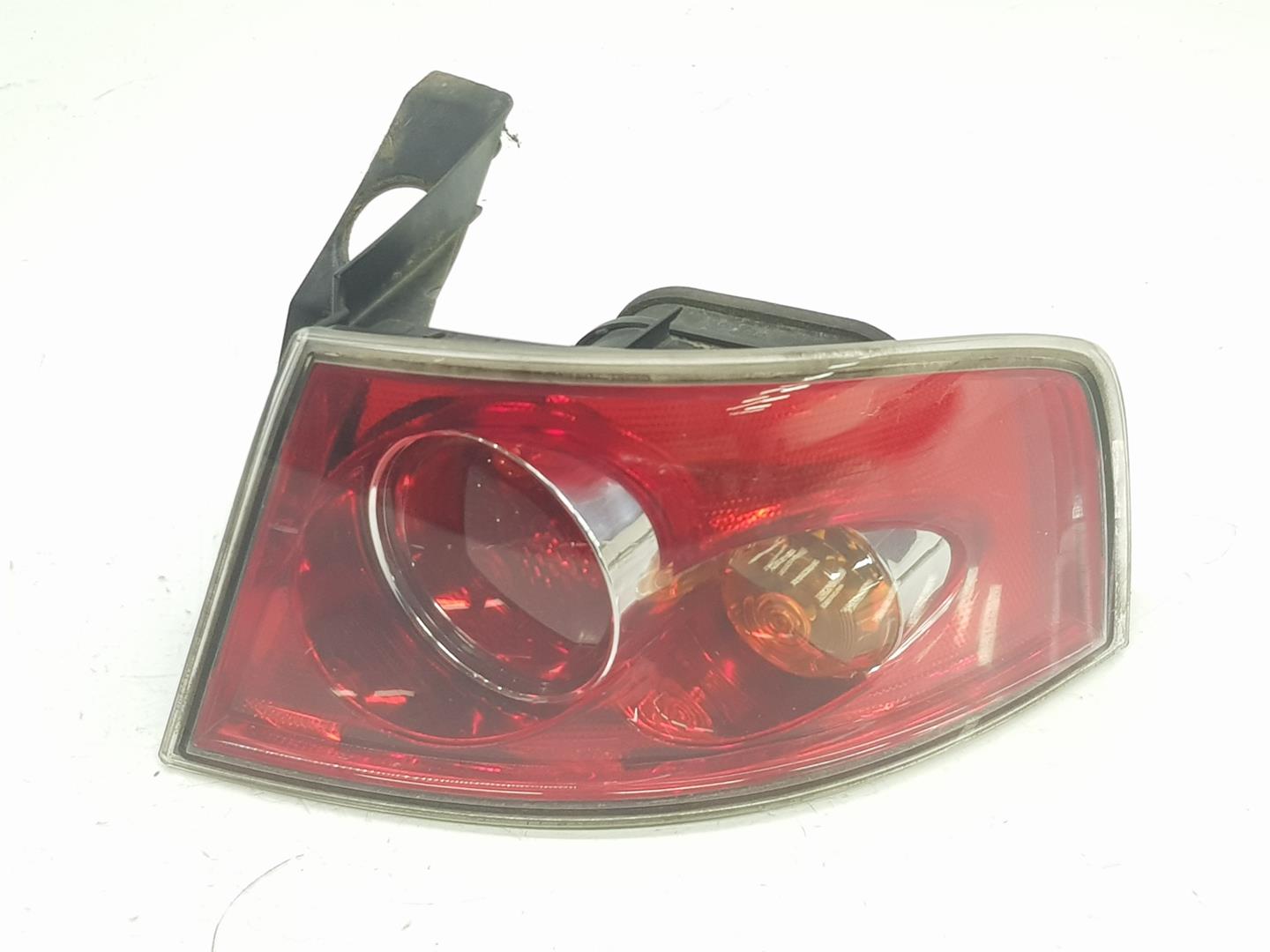 SEAT Cordoba 2 generation (1999-2009) Rear Right Taillight Lamp 6L6945112B,6L6945112B 19862211