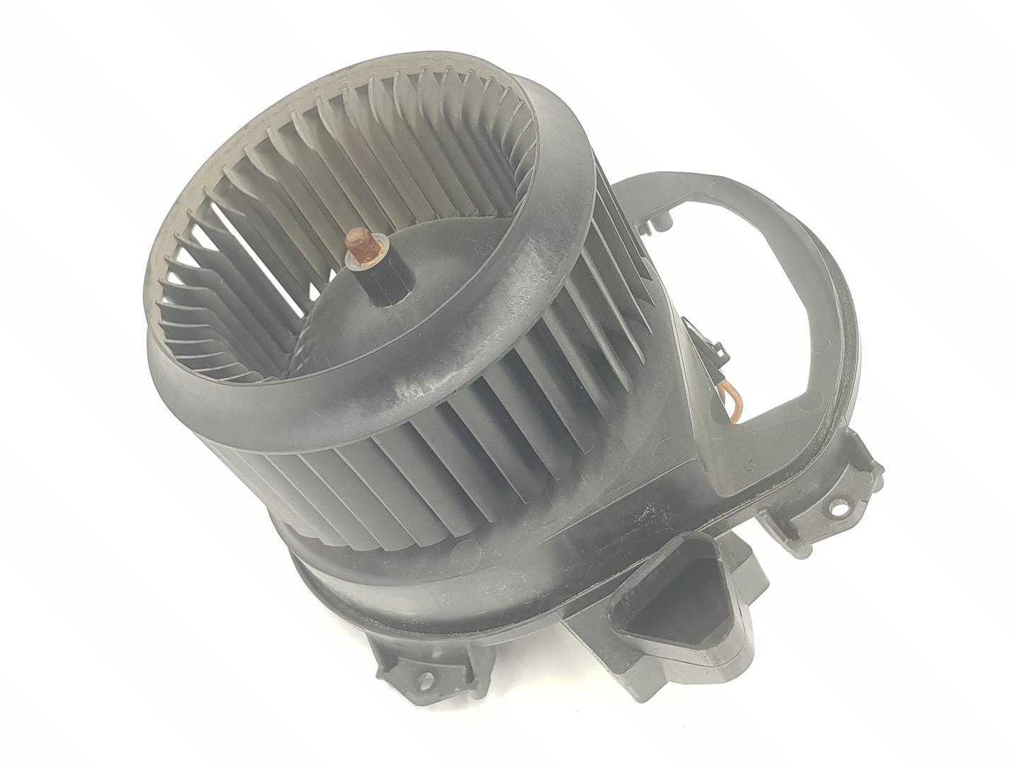 INFINITI Q30 1 generation (2016-2020) Heater Blower Fan A2469061601, 271205DF0B 24215456