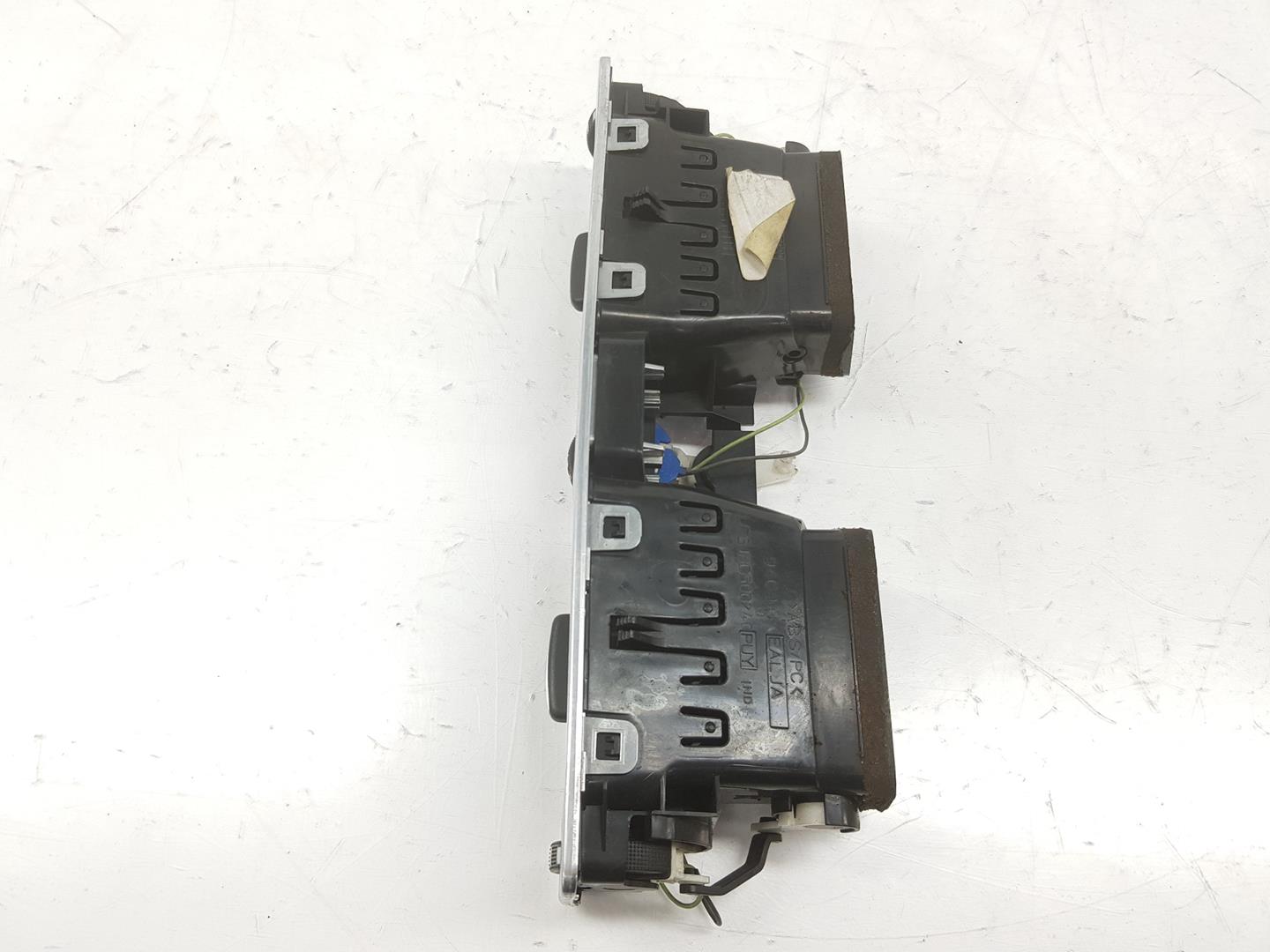 LAND ROVER Range Rover 3 generation (2002-2012) Other Interior Parts JBD500240PUY, LRGJBD500240PUY, CENTRAL 24195444