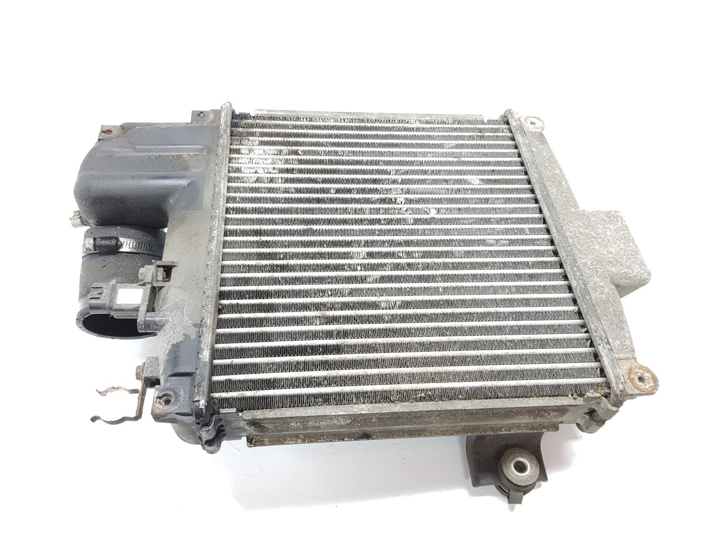 TOYOTA Land Cruiser 70 Series (1984-2024) Starpdzesētāja/interkūlera radiators 8942120210, 1794030020 23528073