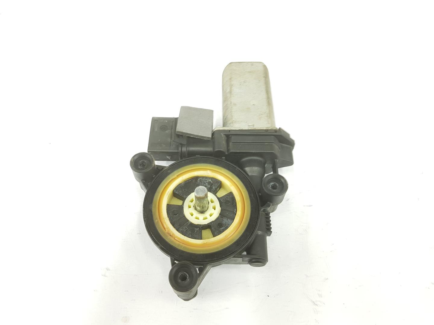 BMW 3 Series F30/F31 (2011-2020) Front Left Door Window Regulator Motor 67627406633, 7406633 24159498