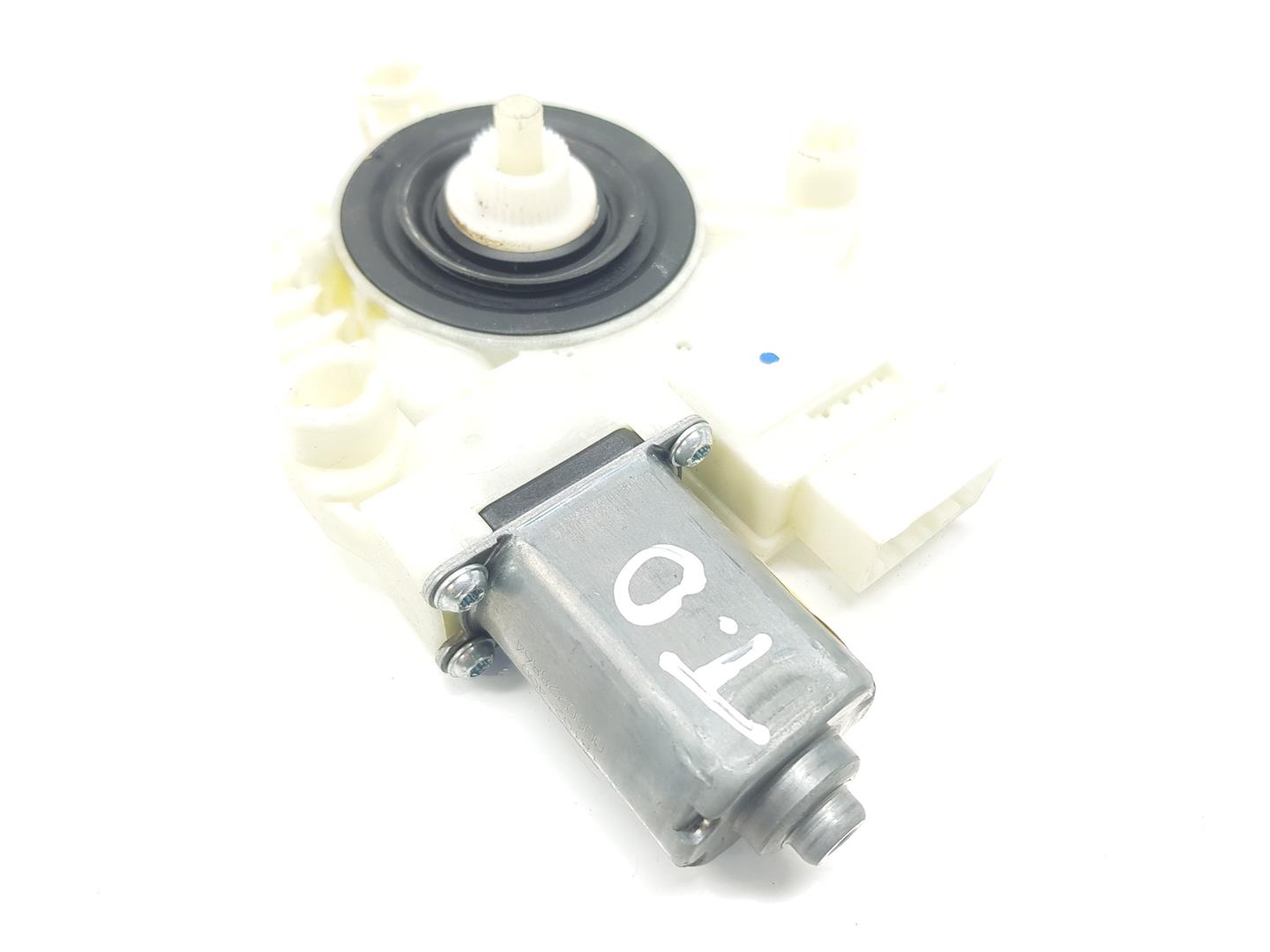 VOLKSWAGEN Golf 7 generation (2012-2024) Motor de control geam ușă  dreapta spate 5Q4959812F,5Q4959812F 21624968