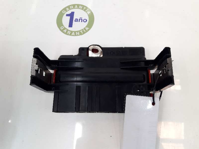 BMW 3 Series E90/E91/E92/E93 (2004-2013) Fuse Box 61146942912, 61146971370 19642627