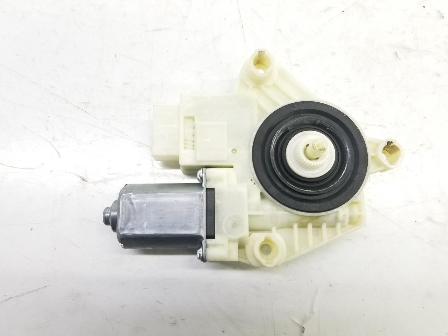 VOLKSWAGEN Golf R 7 generation (2013-2019) Rear Left Door Window Control Motor 5Q4959811F, 5Q4959811A, 2222L 19777380