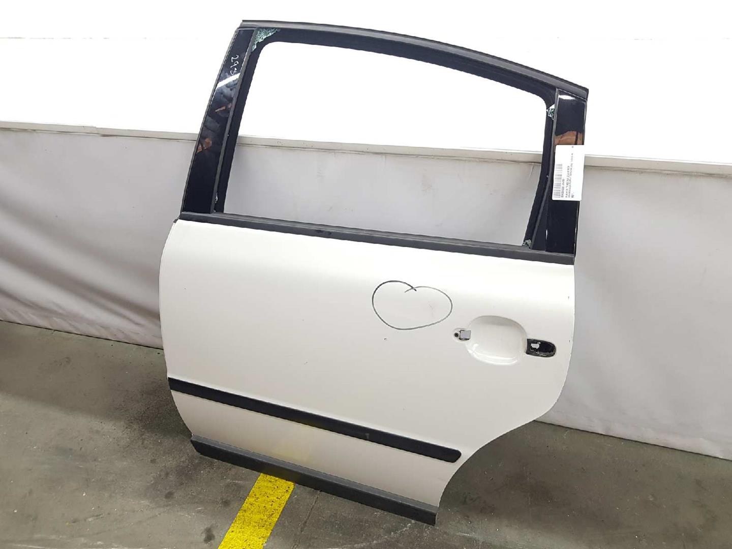 VOLKSWAGEN Passat B5 (1996-2005) Rear Left Door 3B5833051AB,3B5833051AB,BLANCO 19678149