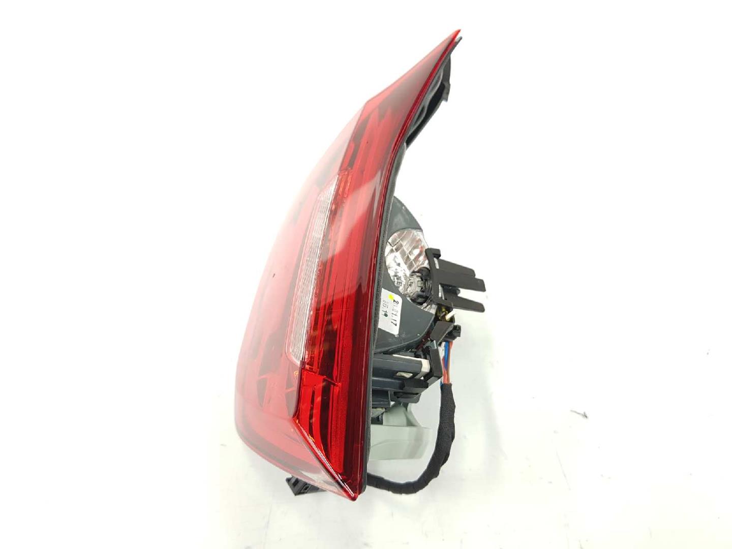 BMW M4 F82/F83 (2013-2020) Left Side Tailgate Taillight 63218059655,63218059655 24095847