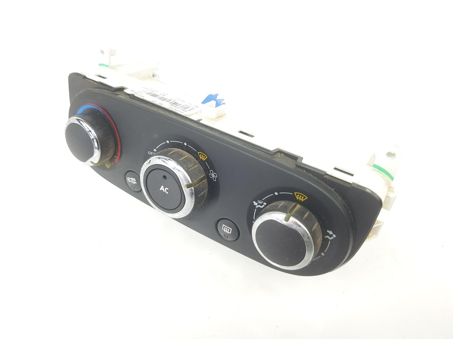 RENAULT Clio 3 generation (2005-2012) Climate  Control Unit T1019676Z, 275704632R 24867511