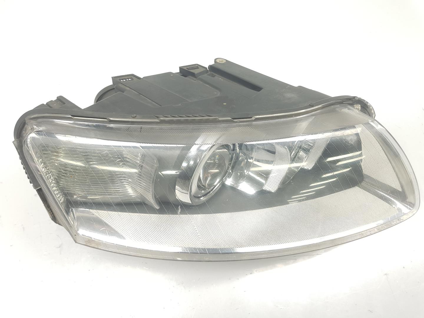 AUDI A6 C6/4F (2004-2011) Priekinis dešinys žibintas 4F0941030AK, 4F0941030FF 19869568