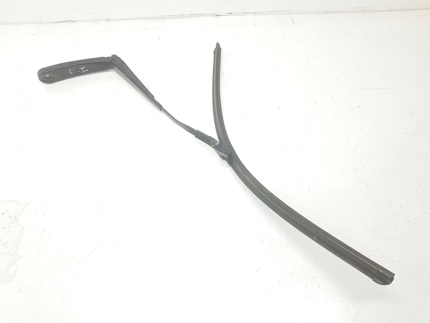 BMW X4 F26 (2014-2018) Front Wiper Arms 61617213271, 61617213271 19825043