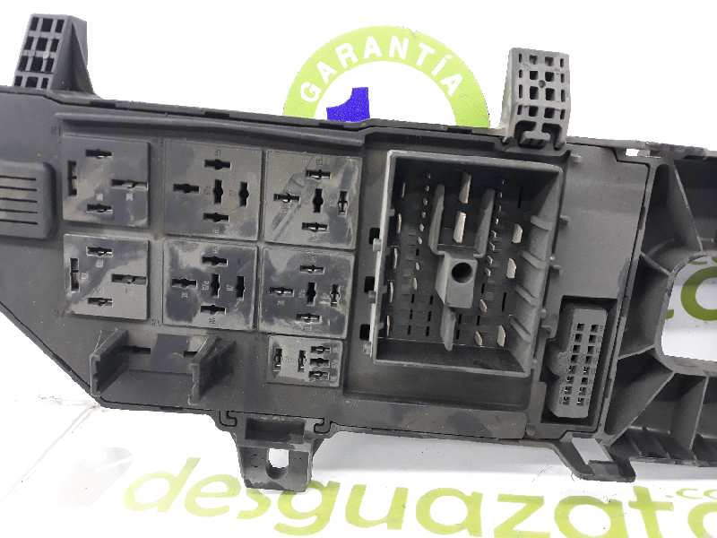 OPEL Signum C (2003-2008) Fuse Box 13223679, 13193587 19588014