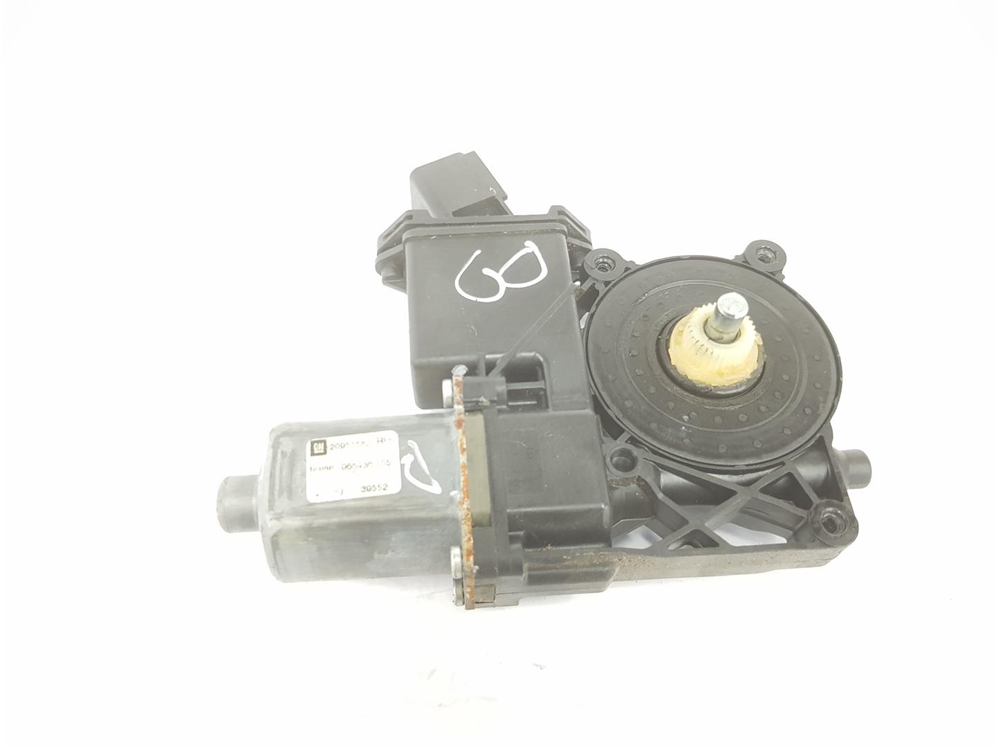 OPEL Astra J (2009-2020) Moteur de commande de vitre de porte avant droite 20951582,20951582 19874241