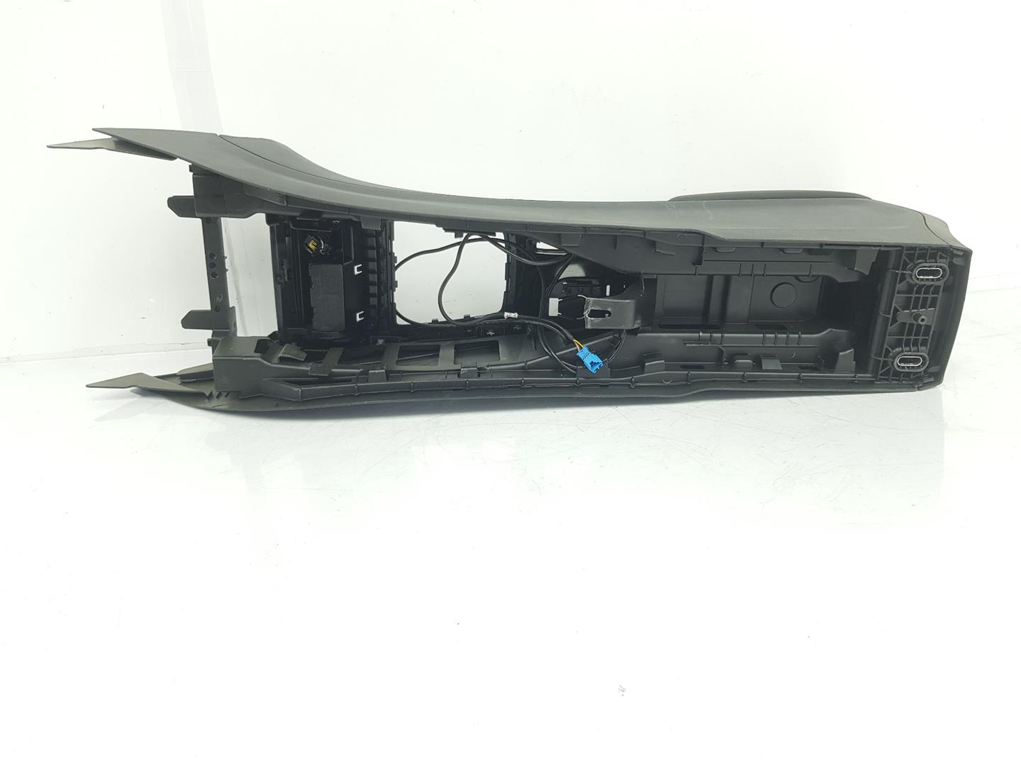 MERCEDES-BENZ A-Class W176 (2012-2018) Armlene A1766802701, 1766802701 19718355