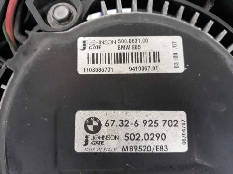 BMW X3 E83 (2003-2010) Difūzoriaus ventiliatorius 67326925702, 17113452509 19652201