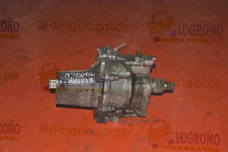 HYUNDAI Tucson 1 generation (2004-2010) Раздатка 051104180,104347 19550890