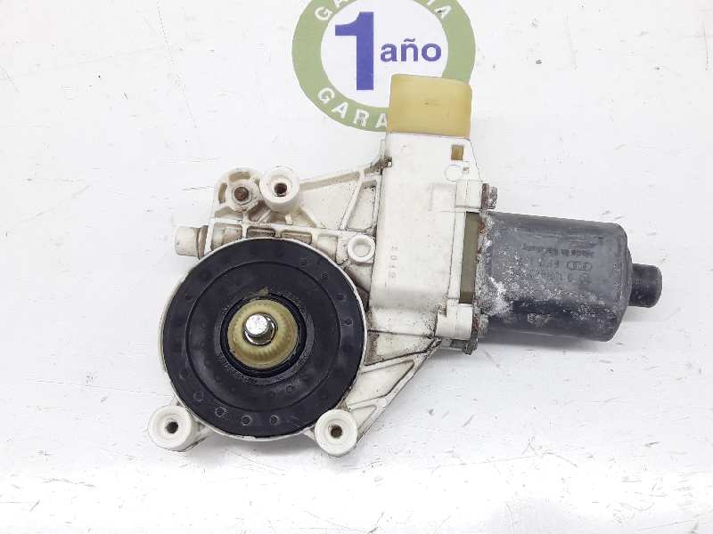 BMW 1 Series E81/E82/E87/E88 (2004-2013) Moteur de commande de vitre de porte avant droite 67626927030, 67626927028 19654897