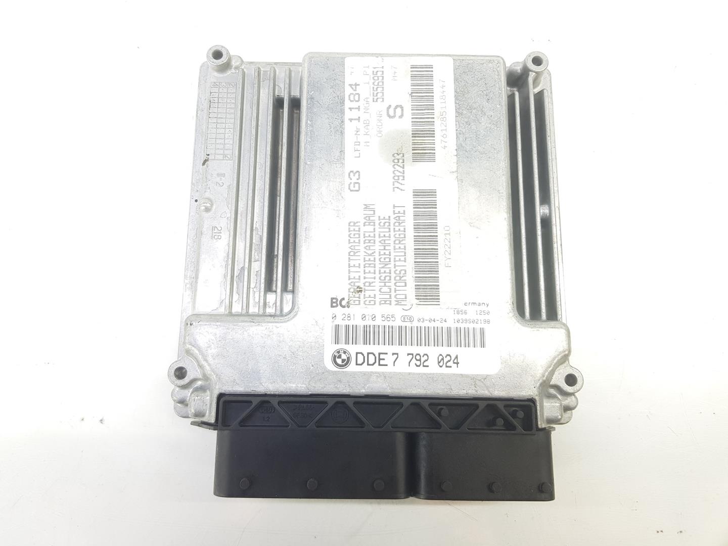 BMW 3 Series E46 (1997-2006) Motorkontrolenhed ECU 13617792024,13617793443 19809378