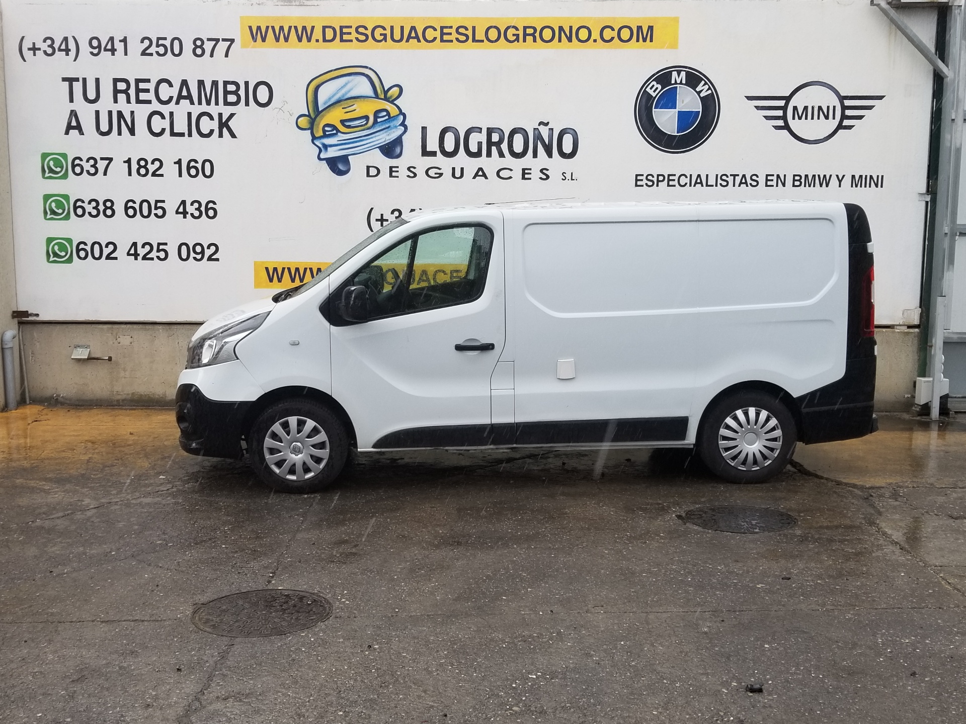 RENAULT Trafic 2 generation (2001-2015) Avarinio (avarinis) mygtukas 252100622R,252100622R 24222568