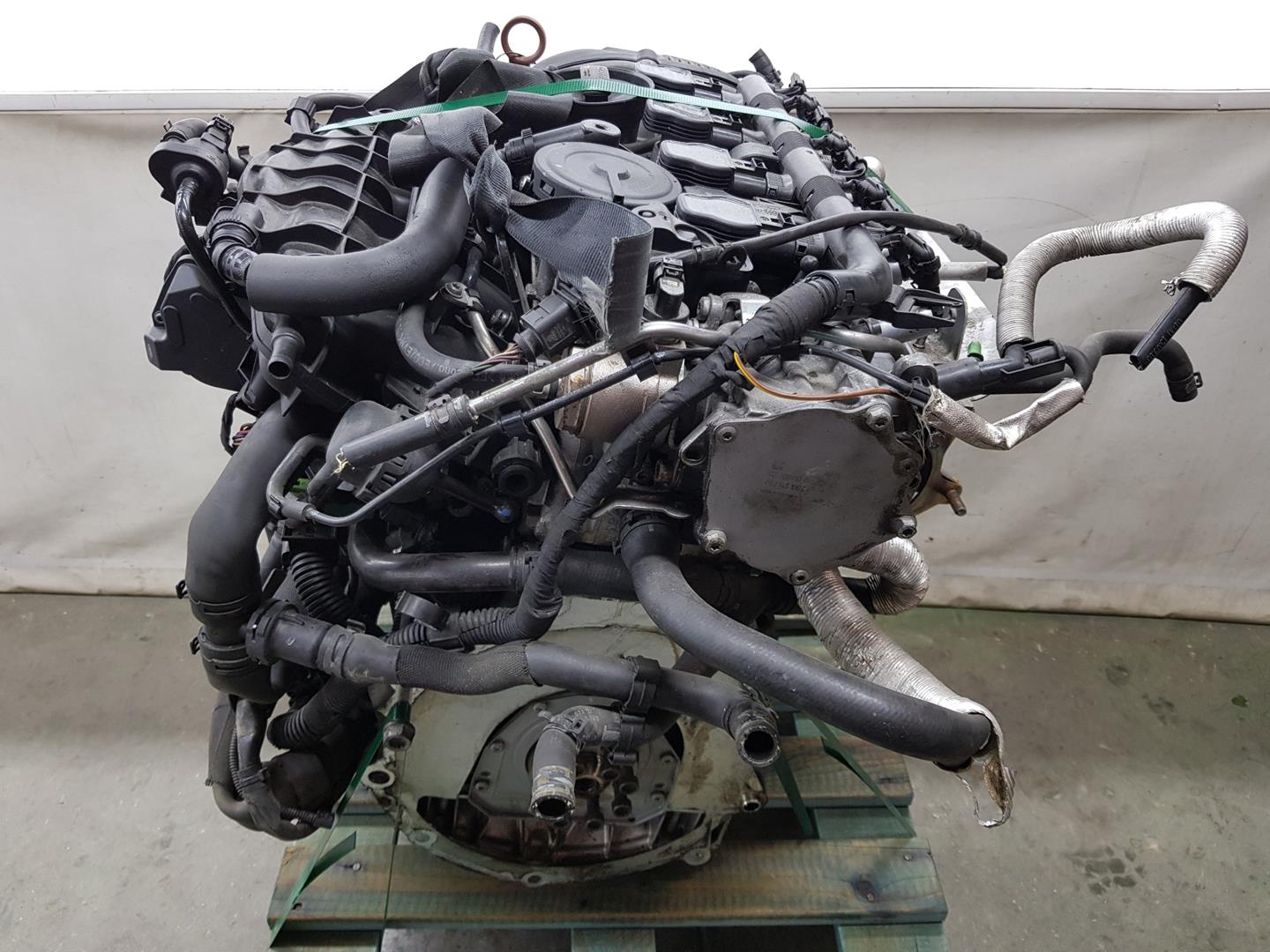 AUDI TT 8J (2006-2014) Engine CESA 22601861