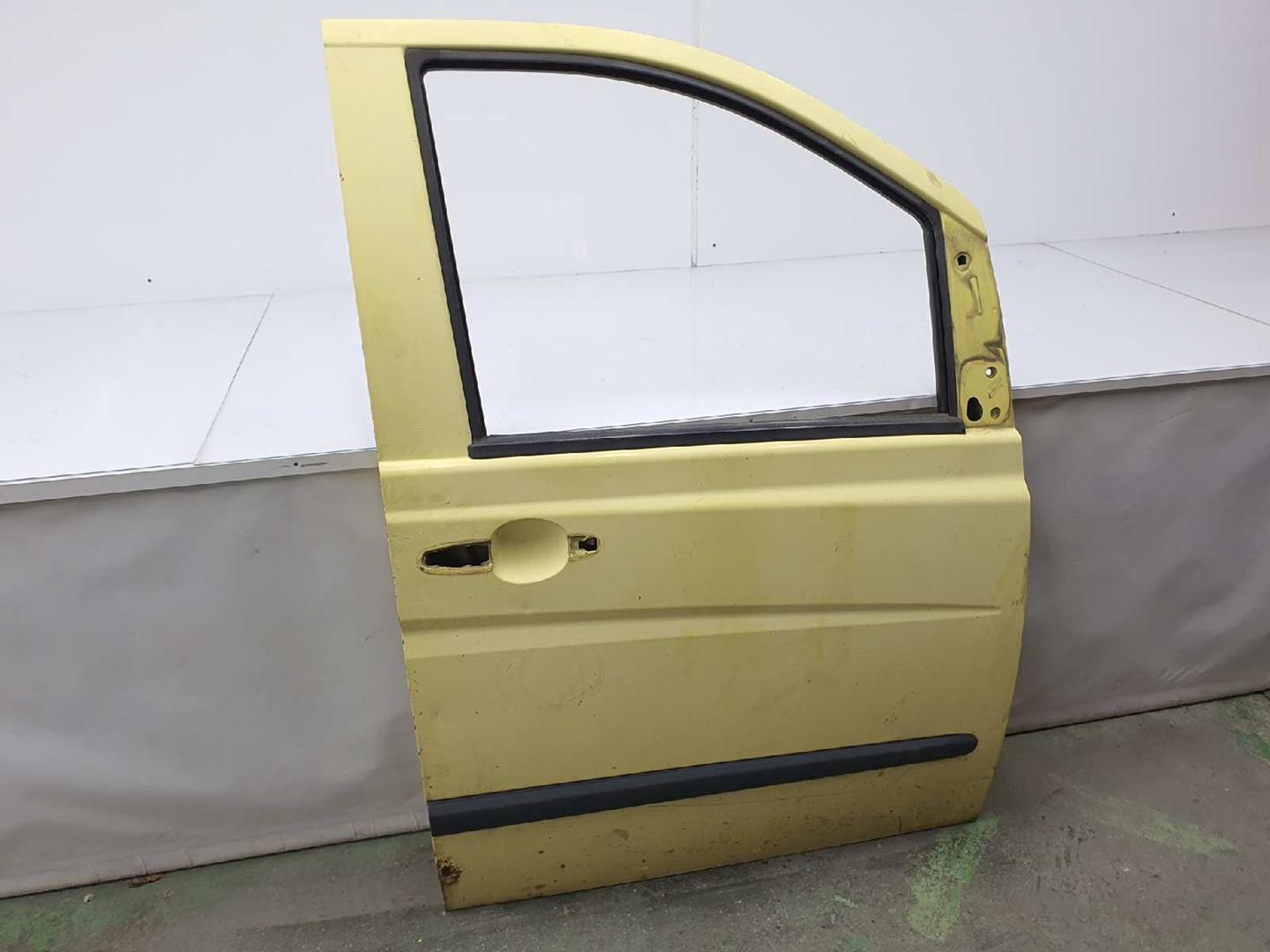 MERCEDES-BENZ Vito W639 (2003-2015) Porte avant droite A6397201105, 6397201105, AMARILLOMELITAMB1247 19719418