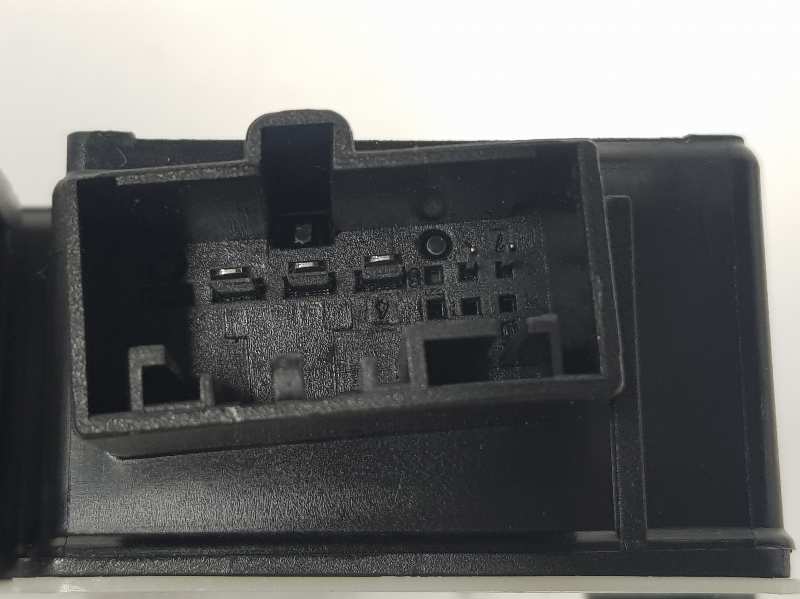 SEAT Arona 1 generation (2017-2024) Rear Left Door Window Control Motor 5Q0959407,5Q0959407 19675281