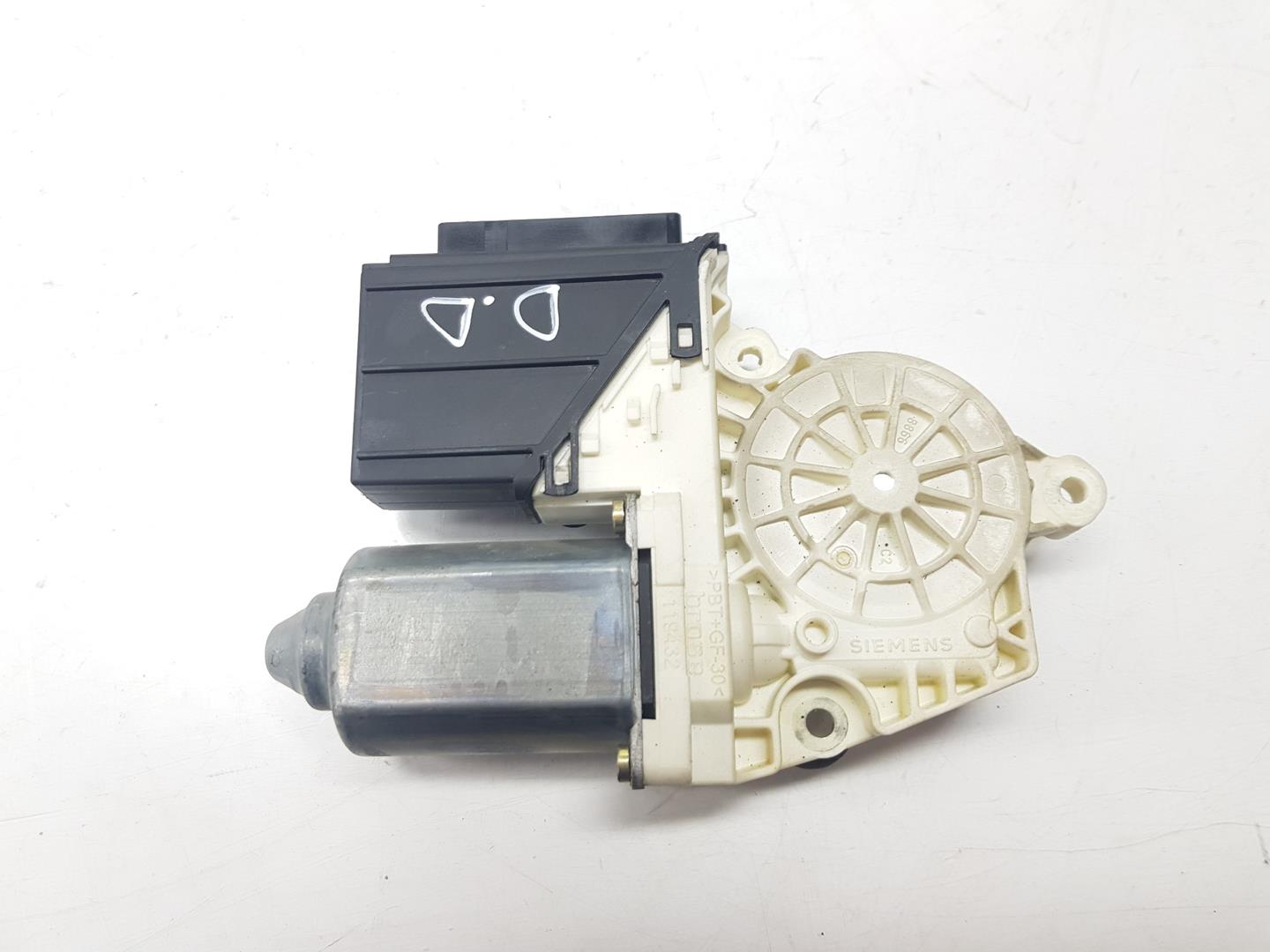 SEAT Cordoba 2 generation (1999-2009) Front Right Door Window Control Motor 6Q2959801A, 6Q2959801A, SOLOELMOTOR 19859955