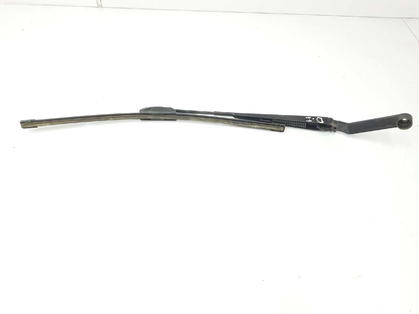 MITSUBISHI Pajero 4 generation (2006-2023) Front Wiper Arms 8250A200,8250A200 19699907