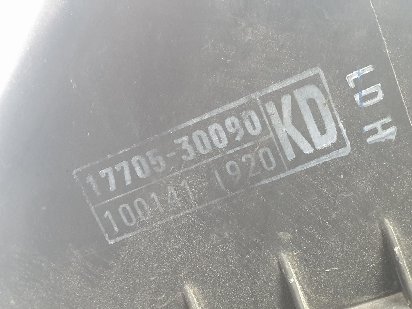 Filtro de aire 1KDFTV 1770530090 de Toyota Land cruiser 2002-2009 125 CV con 181509 km - pieza usada