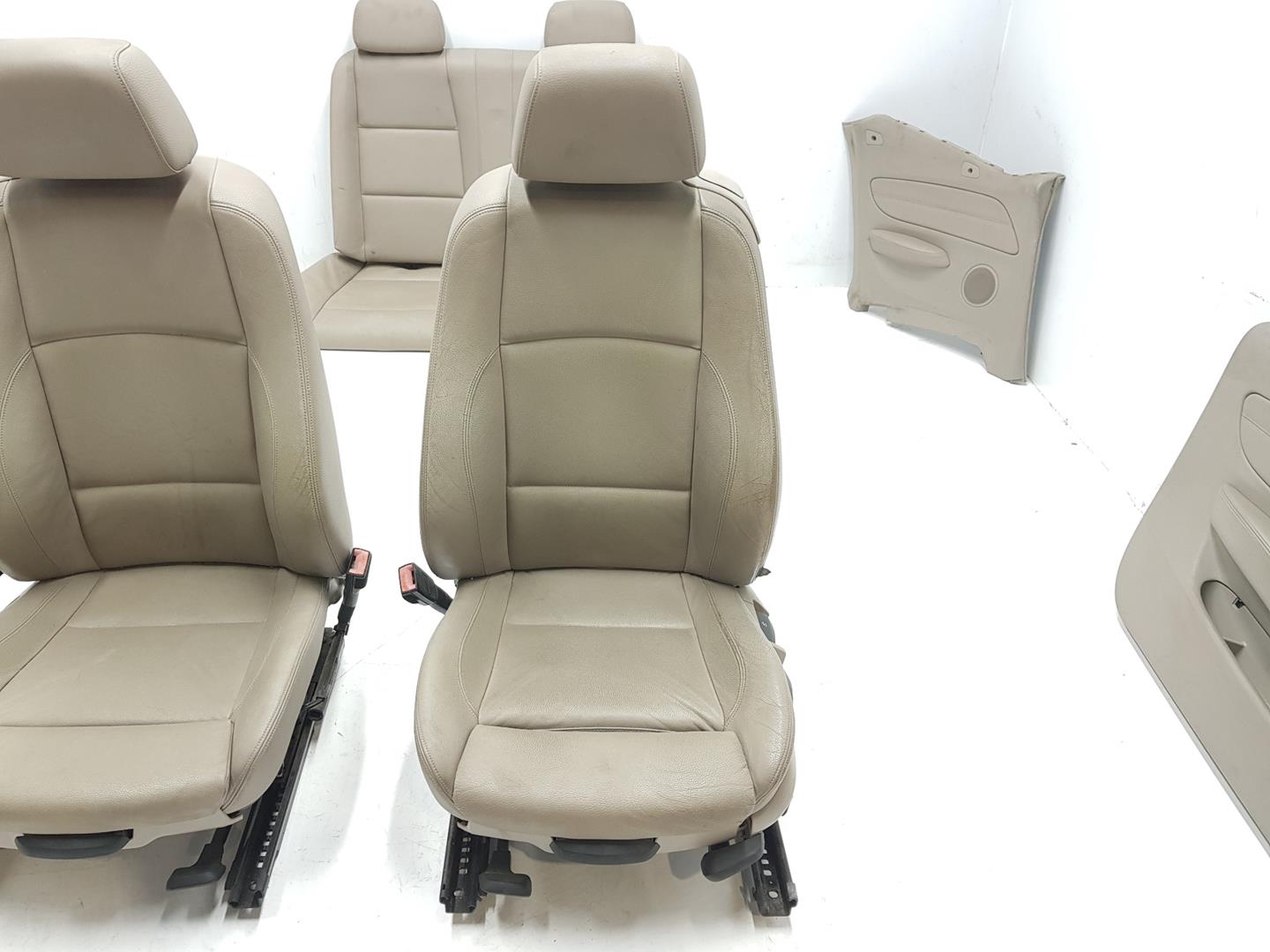 BMW 1 Series E81/E82/E87/E88 (2004-2013) Seats CUEROBEIGE, MANUALES 21623545