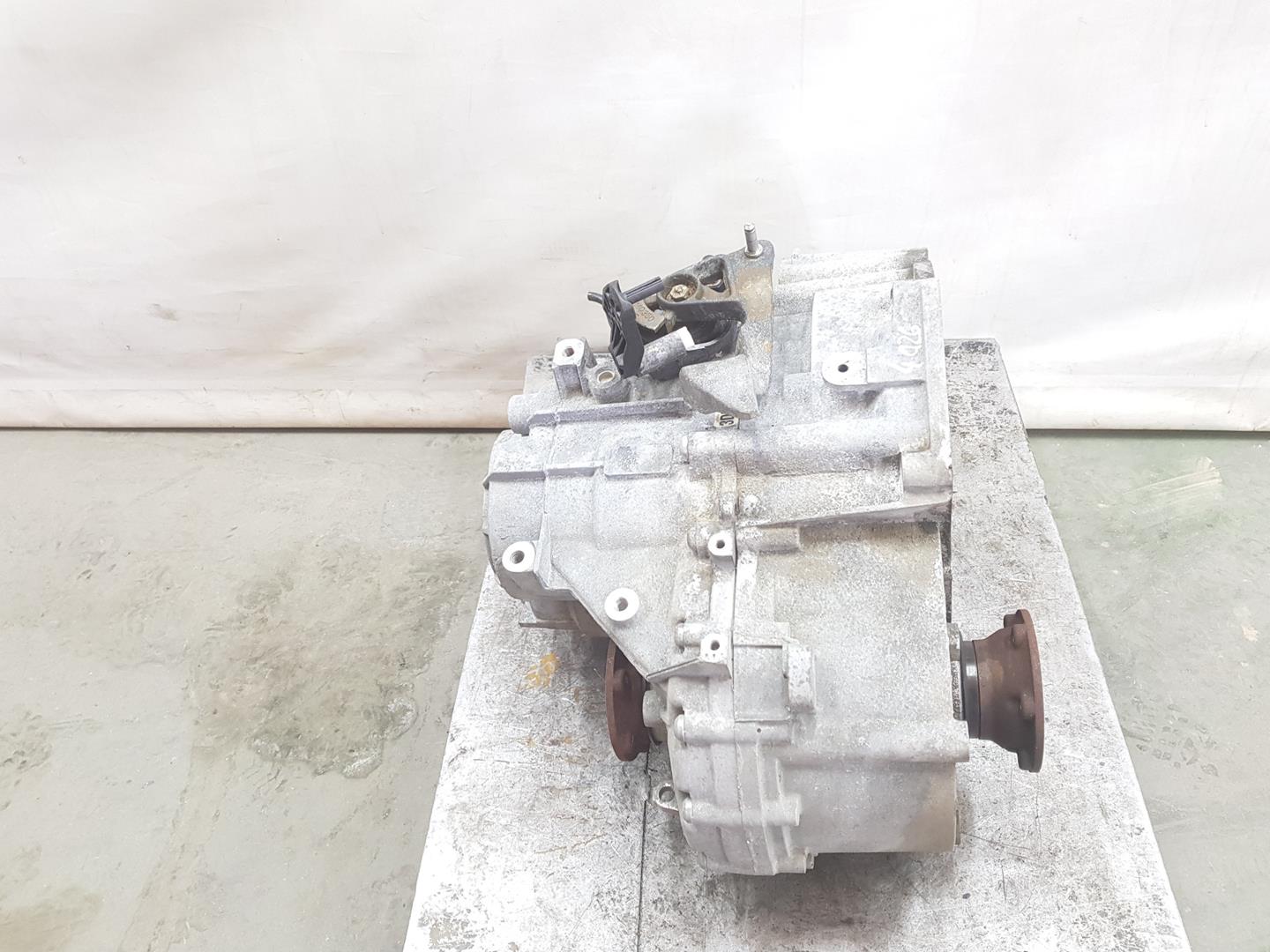 VOLKSWAGEN Golf 6 generation (2008-2015) Gearbox KZS, 02Q300045AX, 02Q300045A 19900088