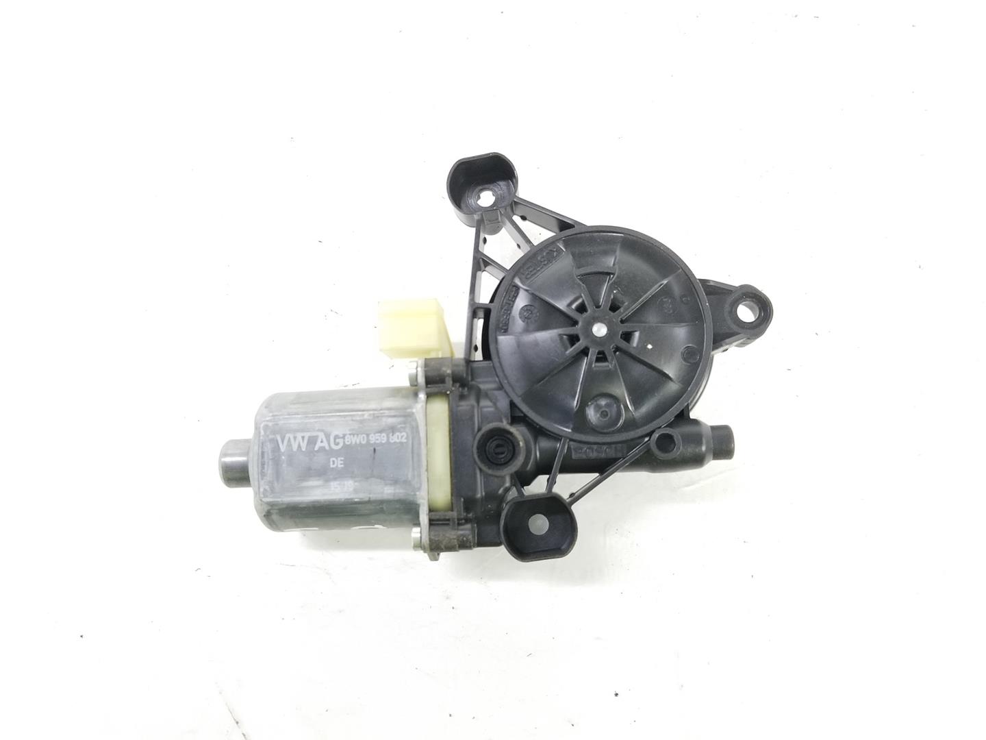 VOLKSWAGEN Crafter 2 generation (2017-2024) Motor regulator geam ușă stânga față 8W0959802, 0130822704, SOLOMOTOR 24147923