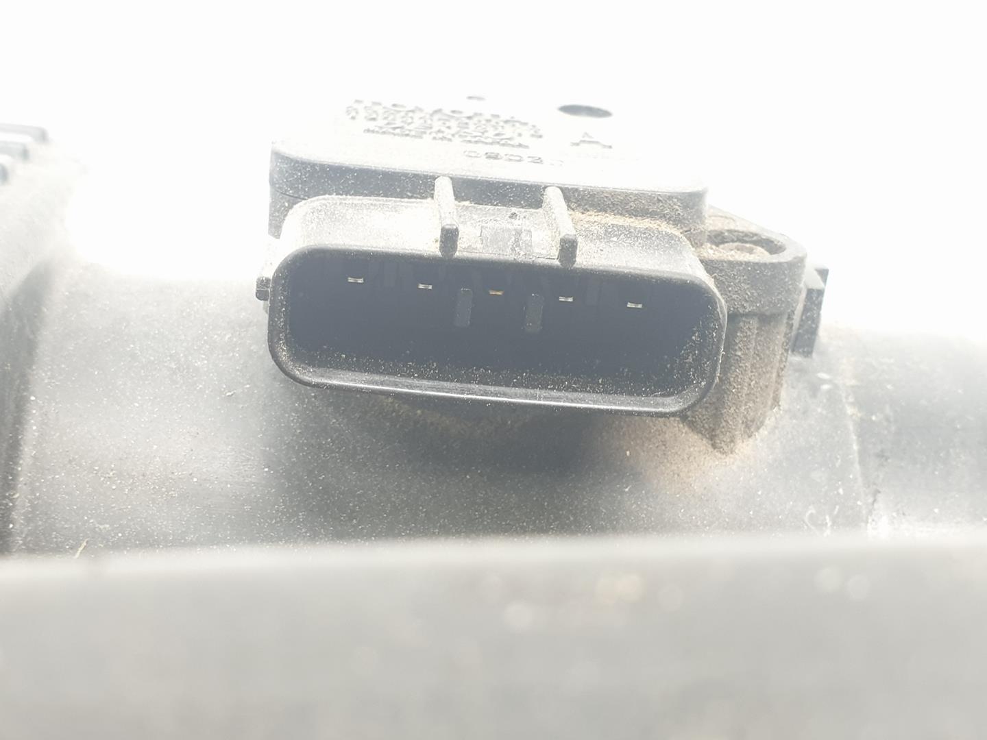 Filtro de aire 1KDFTV 1770530090 de Toyota Land cruiser 2002-2009 125 CV con 181509 km - pieza usada