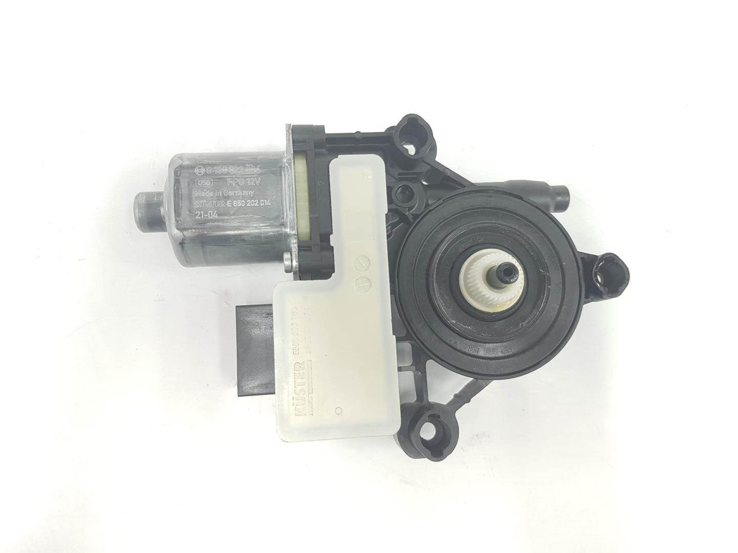 SEAT Arona 1 generation (2017-2024) Rear Right Door Window Control Motor 5Q0959408D, 5Q0959408D, 1141CB2222DL 19930206