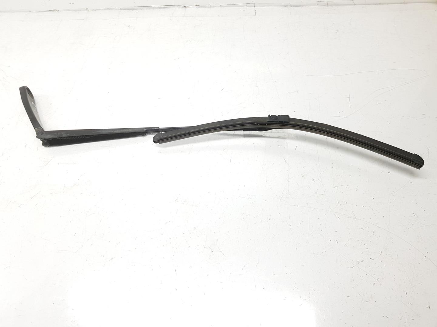 BMW X4 F26 (2014-2018) Front Wiper Arms 61617213272, 61617213272 19825040