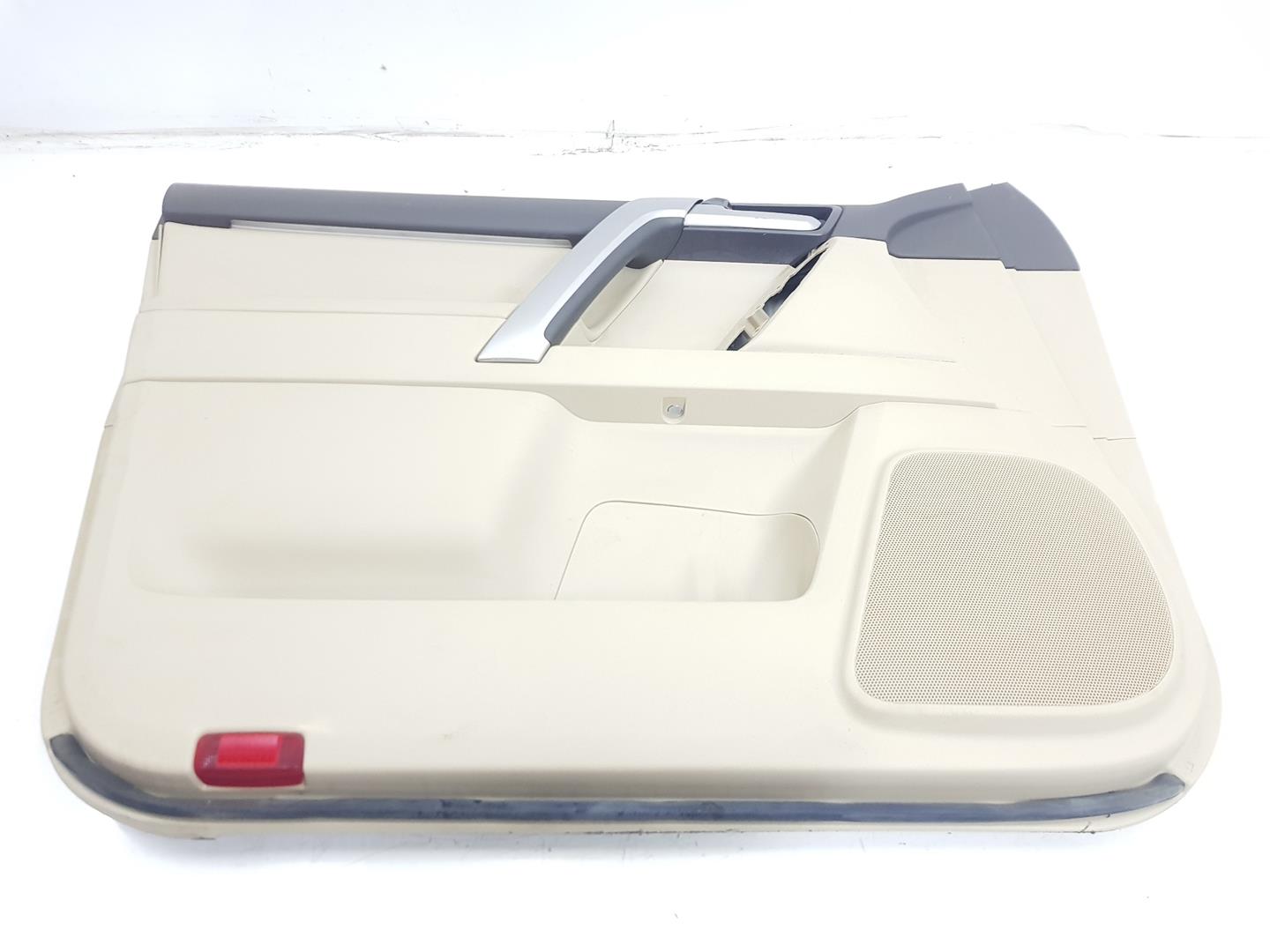 TOYOTA Land Cruiser 70 Series (1984-2024) Обшивка передней левой двери 6762060F50, BEIS, VERFOTOS 24152692