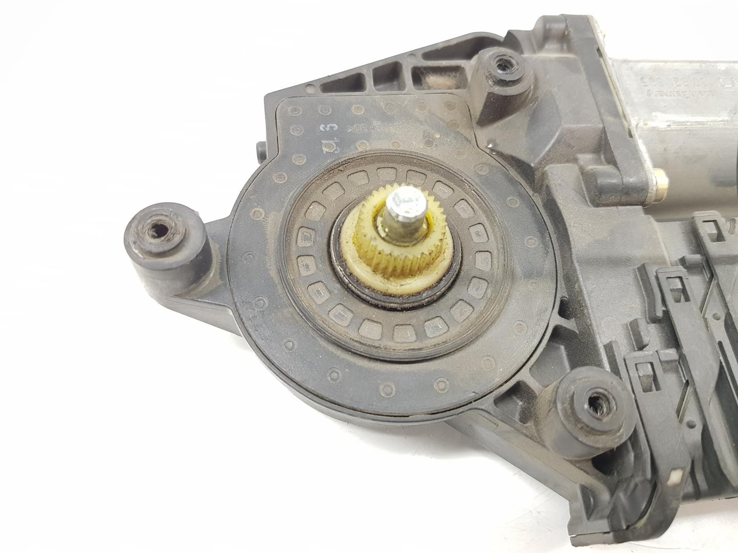 VOLKSWAGEN Passat B5 (1996-2005) Motor regulator geam ușă stânga față 0130821695,1C1959801 25101111