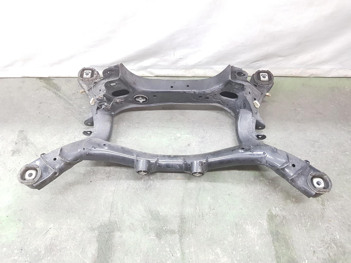 BMW 4 Series F32/F33/F36 (2013-2020) Πίσω άξονας 33316792506,6792506 19876107